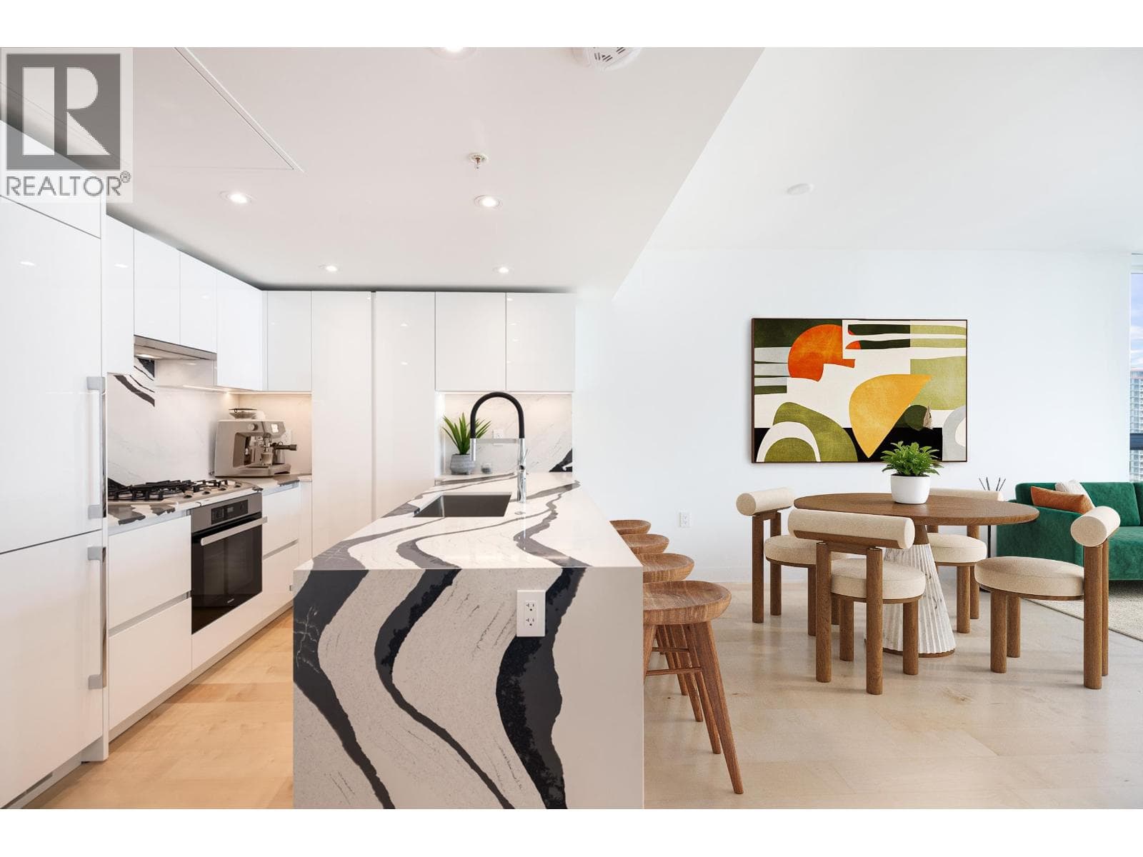 1307 135 E 13TH STREET — photo 3