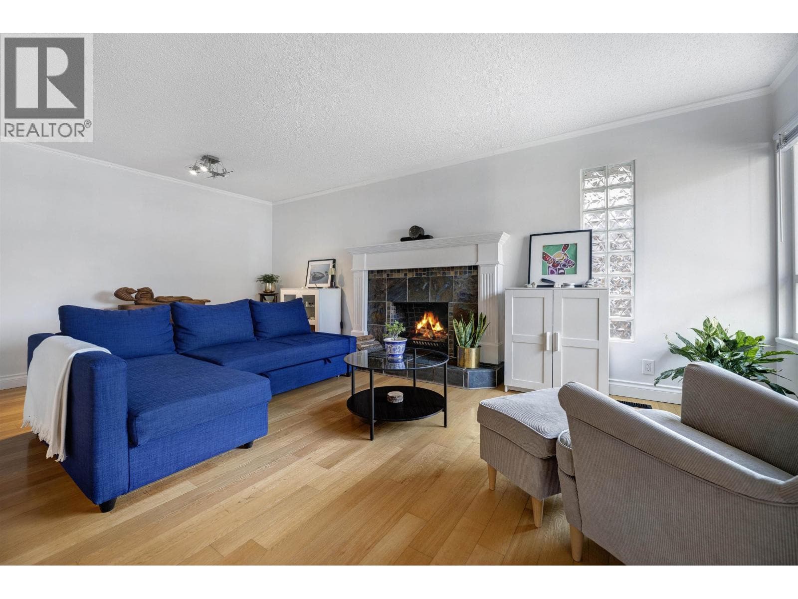 828 NICOLUM COURT — photo 2