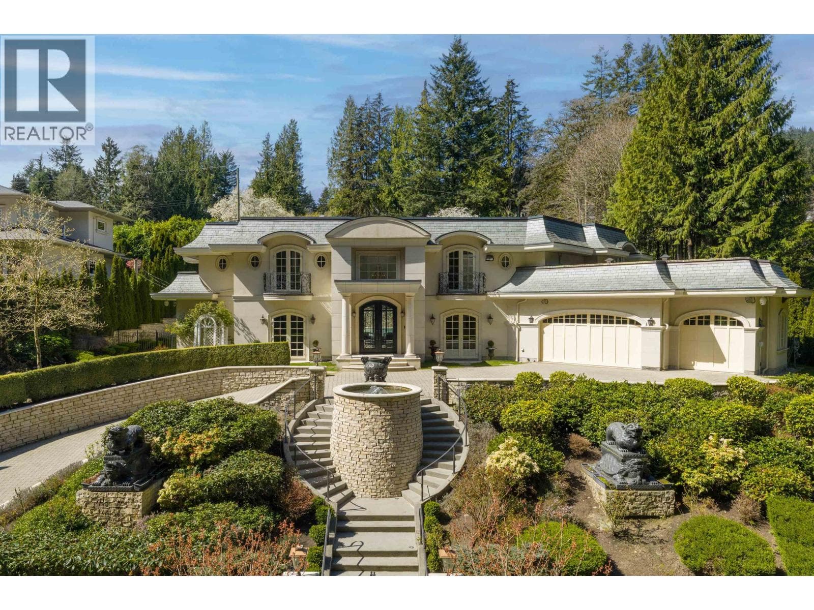 397 SOUTHBOROUGH DRIVE — photo 2