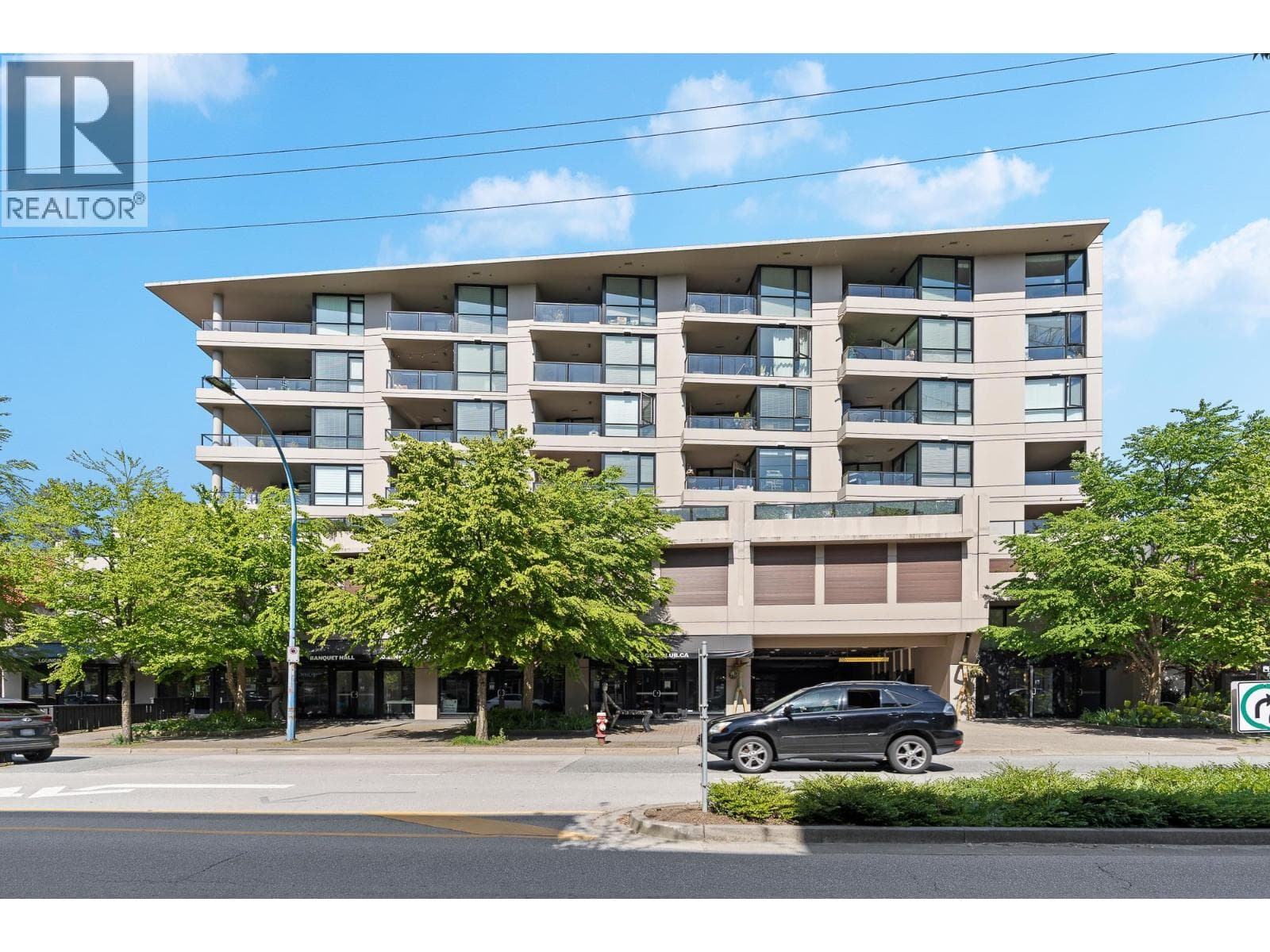 302 160 W 3RD STREET — main photo